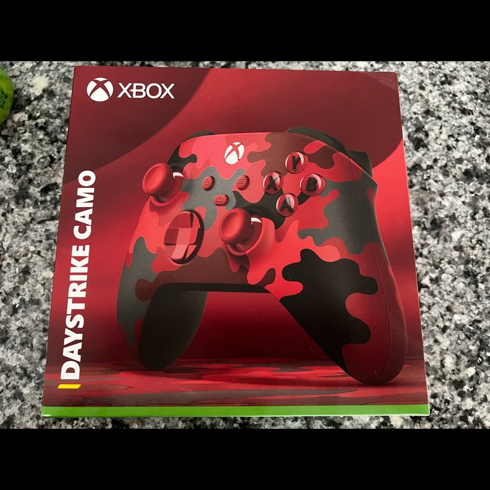 Camo Xbox controller